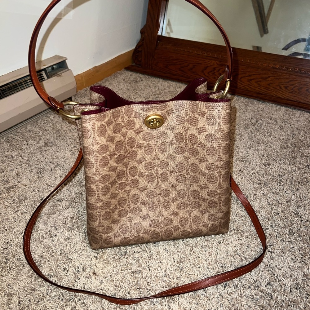 Coach bucket purse